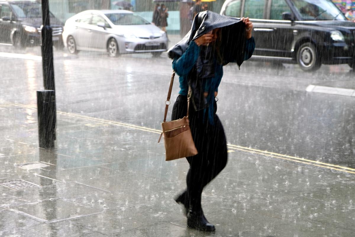 Met Office issues yellow weather warning for thunderstorms in Bolton this weekend