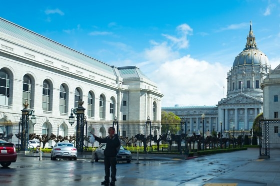 Did DOGE Officials Raid San Francisco's City Hall and Demand Data From Local Officials?