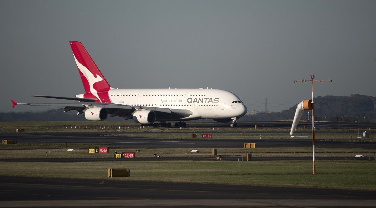 The world's biggest passenger planes keep breaking down