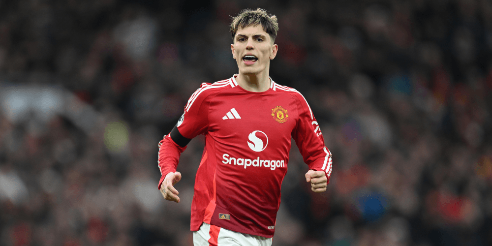 Chelsea draw up three-player shortlist for new left-winger