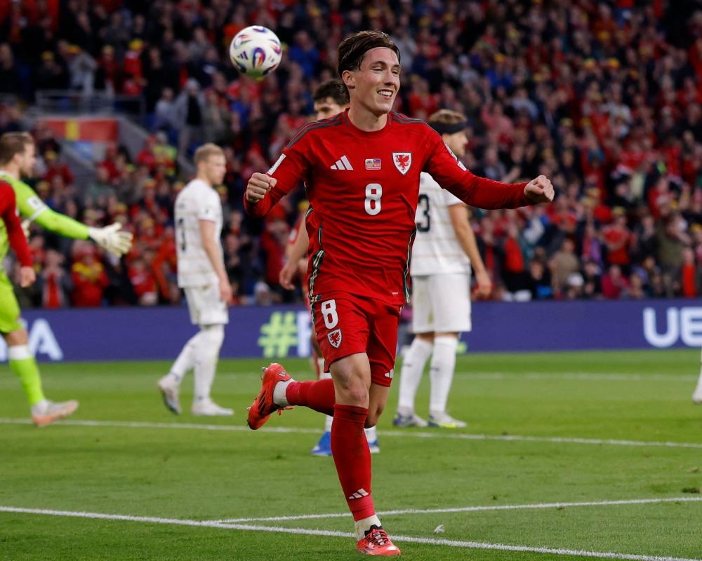 Wales brush aside Liechtenstein to maintain Bellamy's unbeaten reign
