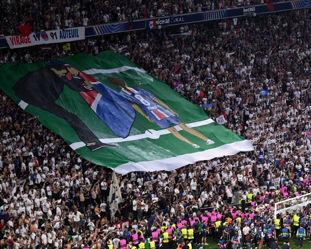 ‘Always in my heart': Luis Enrique pays tribute to late daughter after PSG triumph