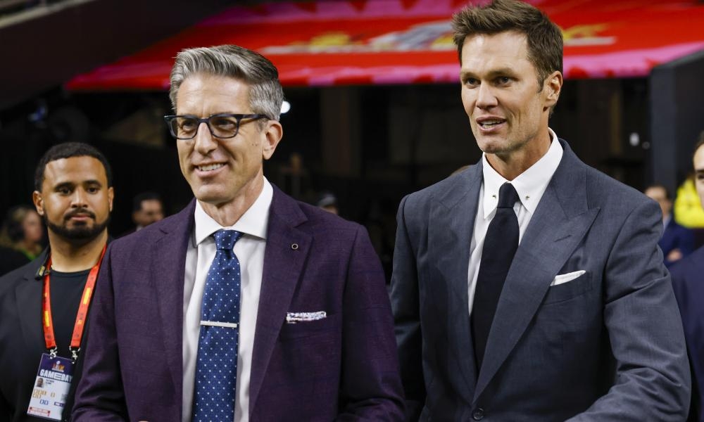 Tom Brady, TV's No 1 jaw, oozed stagnant charisma in Fox's Super Bowl broadcast