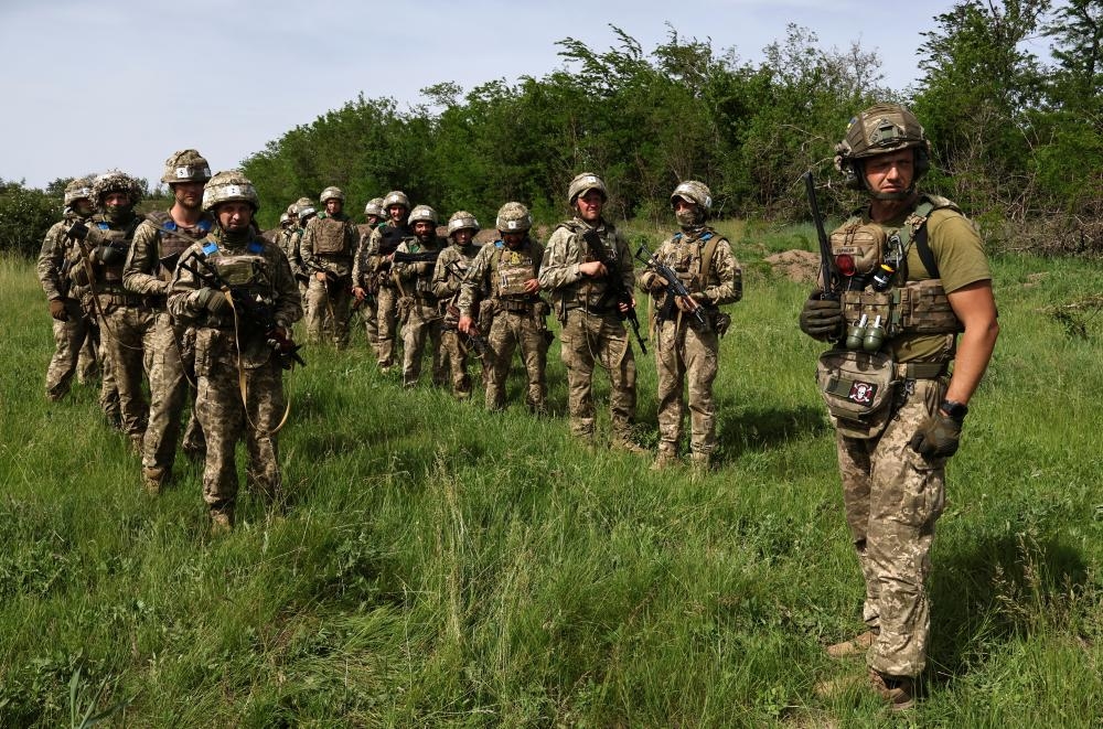 Ukraine war briefing: senior Ukrainian commander resigns after deadly Russian strike
