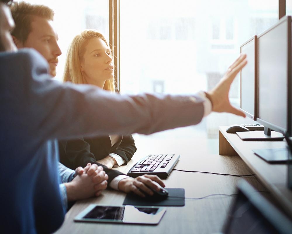 All civil servants in England and Wales to get AI training