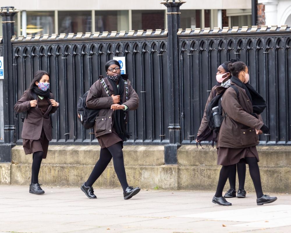 One in four pupils in England ‘disengage' when they move to secondary, report finds