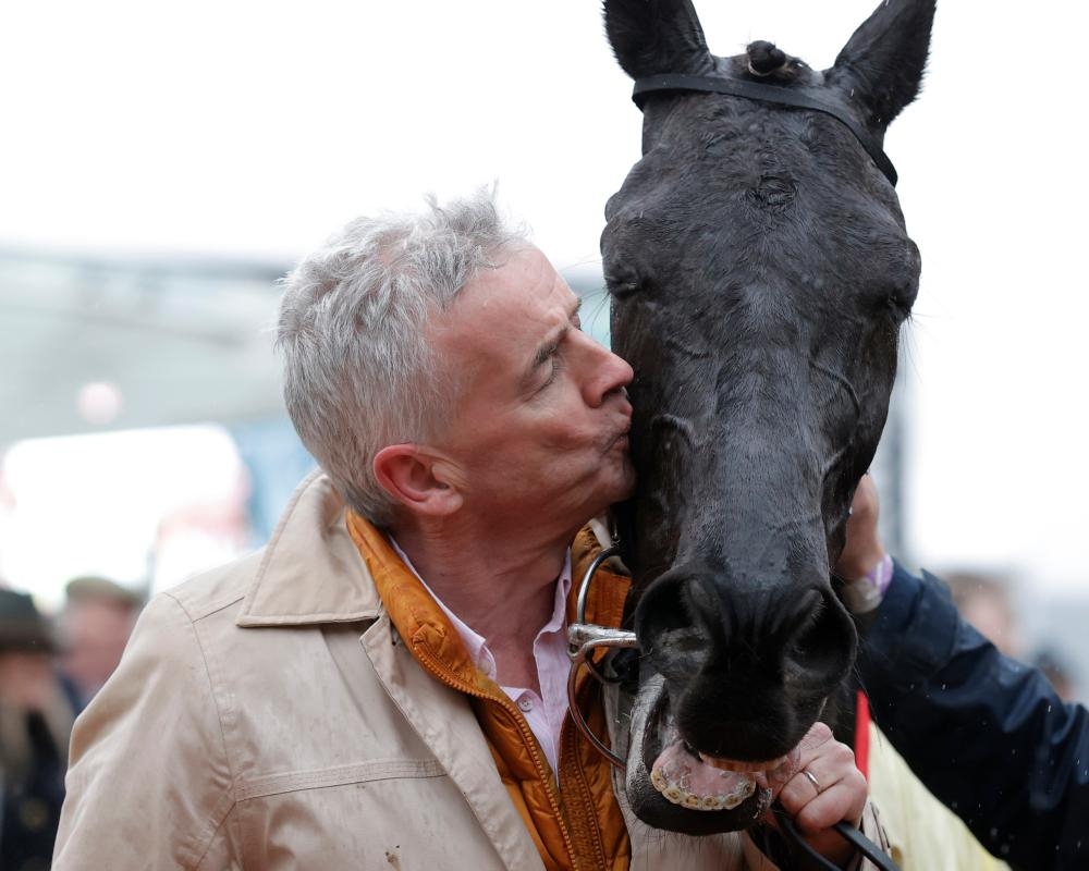 Michael O'Leary to get €111m bonus under deal to keep him at Ryanair