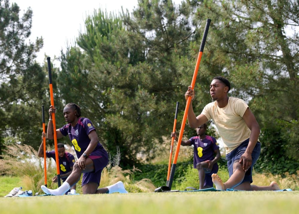 Eberechi Eze gets on his bike as England's World Cup preparations heat up