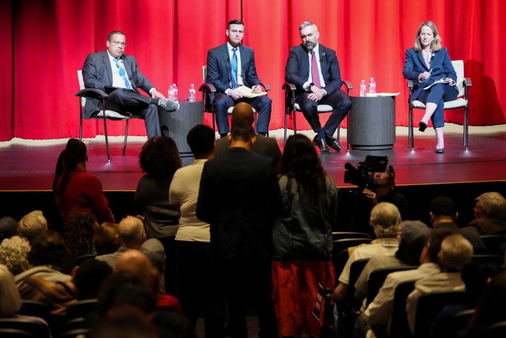 Democrats' US tour gathers support in fight against Trump: ‘Get angry, man'