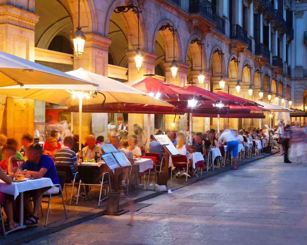 We're too obsessed with ‘child-centred' parenting – in Spain, the happy family comes first