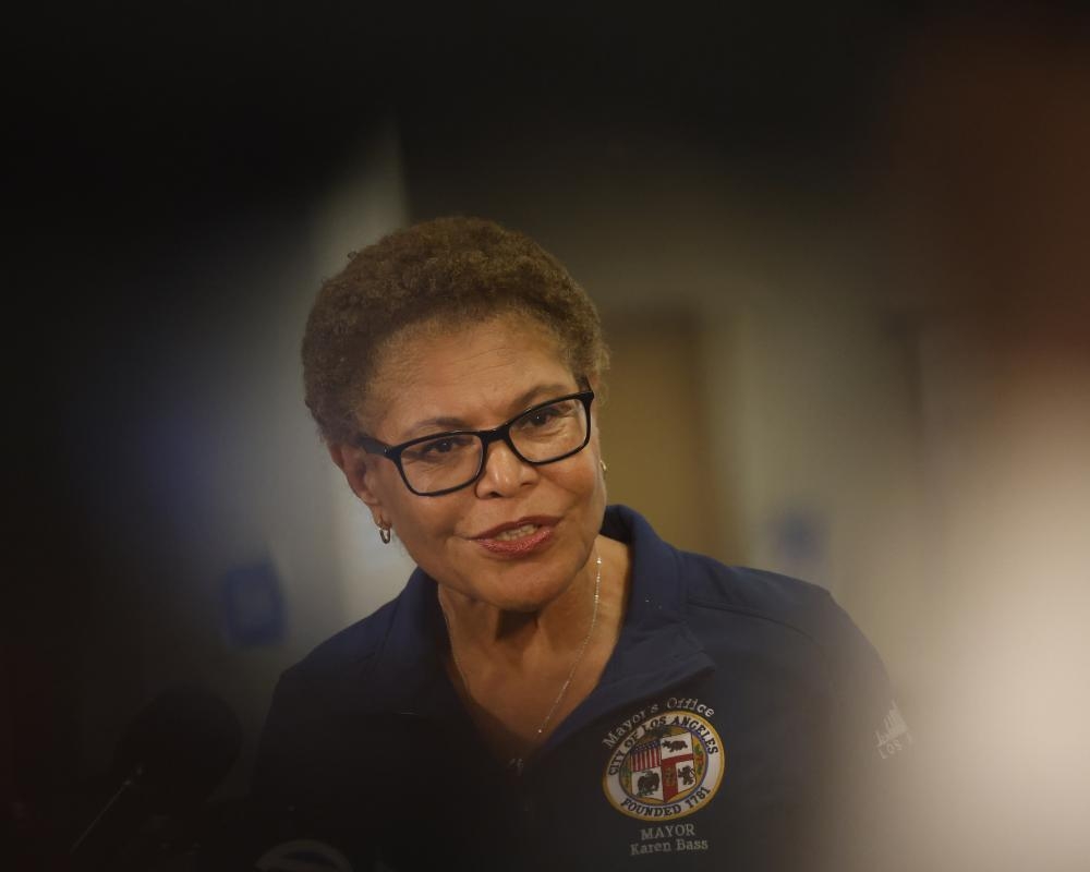 Karen Bass in hot seat as Trump targets Los Angeles – but it's not her first crisis