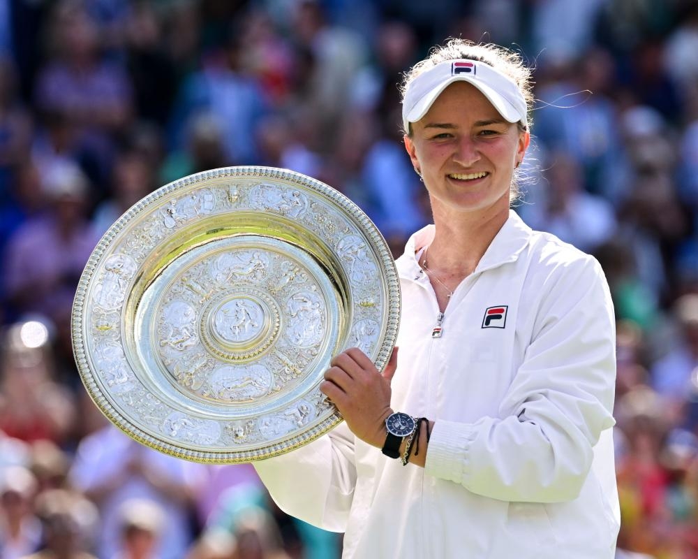 Wimbledon lifts prize pot to £53.5m but tells players more money is no quick fix