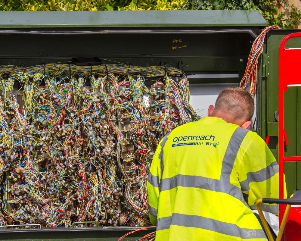 AI could lead to more job cuts at BT, says chief executive