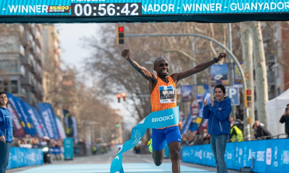 Will Jacob Kiplimo be the first to run a marathon in less than two hours?
