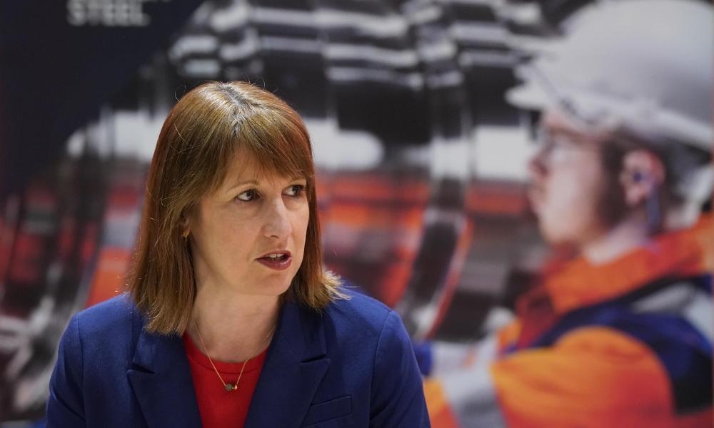 UK manufacturers to cut jobs ‘within weeks unless ministers can strike trade deal'