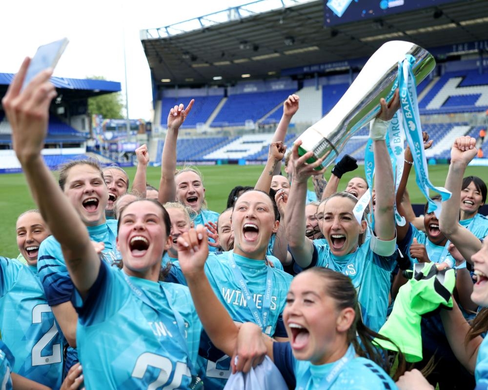 London City Lionesses fined £15,000 for approaching player through DMs