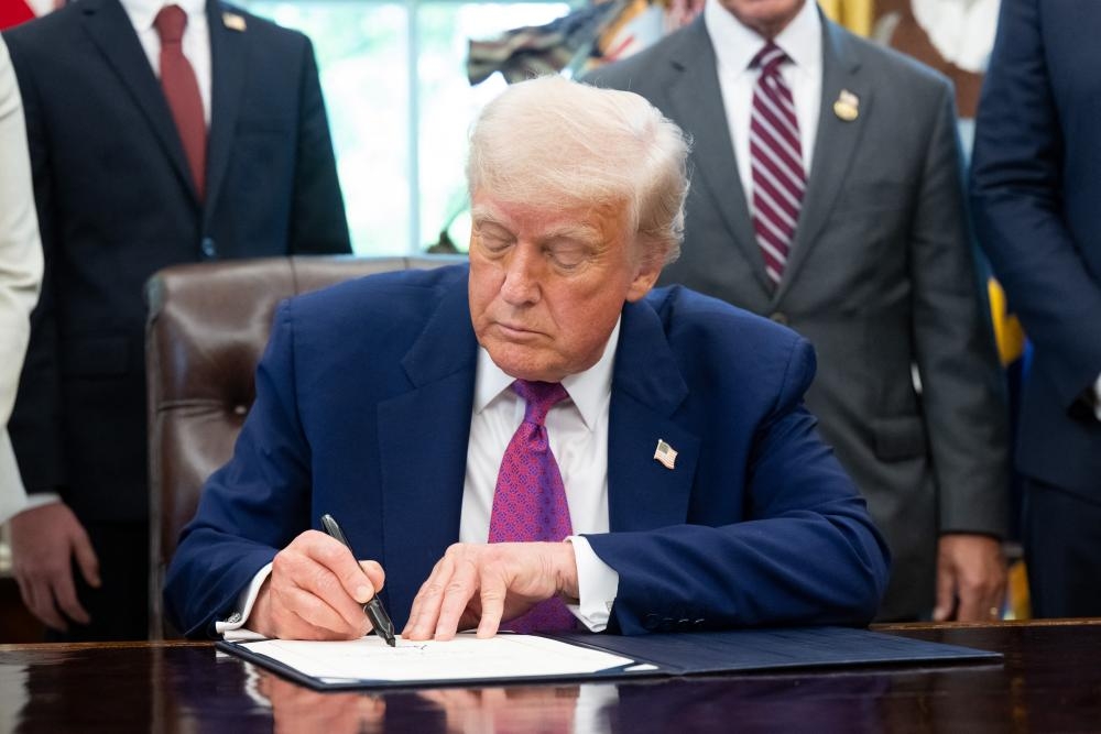 US judges who rule against Trump are being barraged with abuse and threats, experts warn