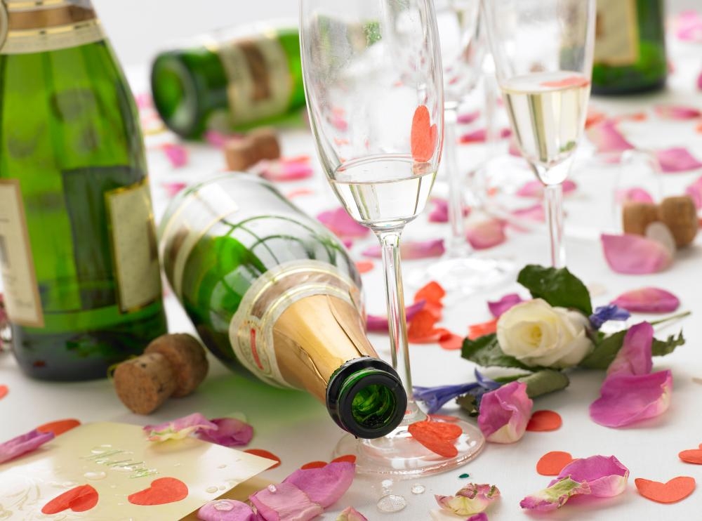 Tell us: what poem would you choose to read at a wedding?