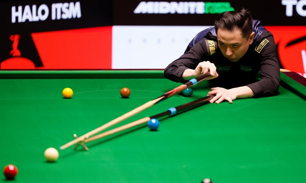 Xiao Guodong leads Chinese charge as snooker's balance of power tilts