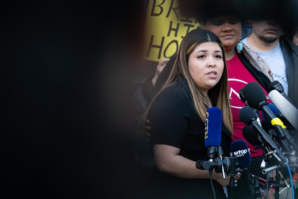 Wife of Kilmar Ábrego García speaks as White House defiant over US return