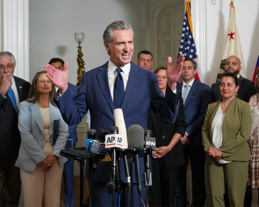 ‘We are at war – bring it on': Democrats ready to fight dirty to stop Trump