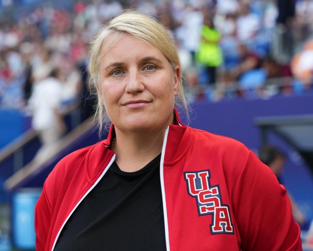 Post your questions for Emma Hayes