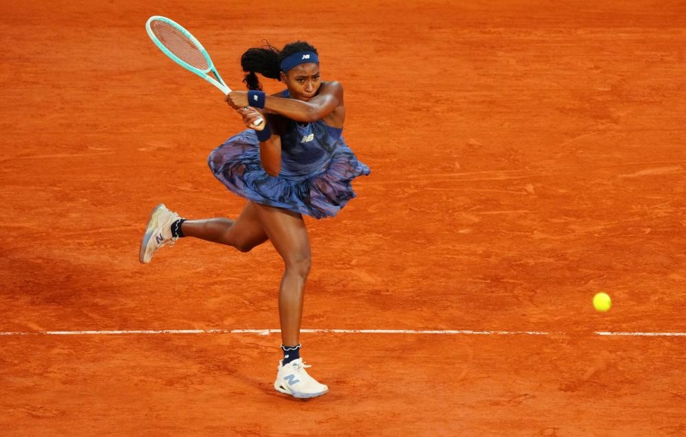Consistent Coco Gauff takes sunny outlook into French Open final with Sabalenka