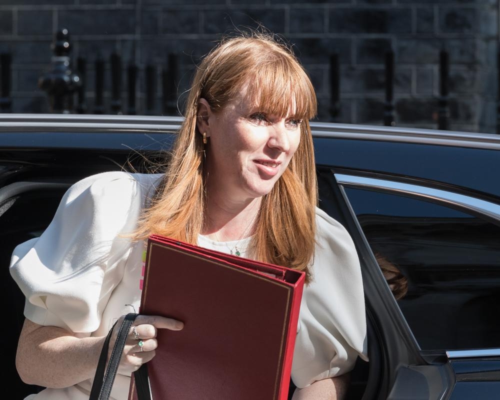 Nature group threatens judicial review against Labour's planning bill