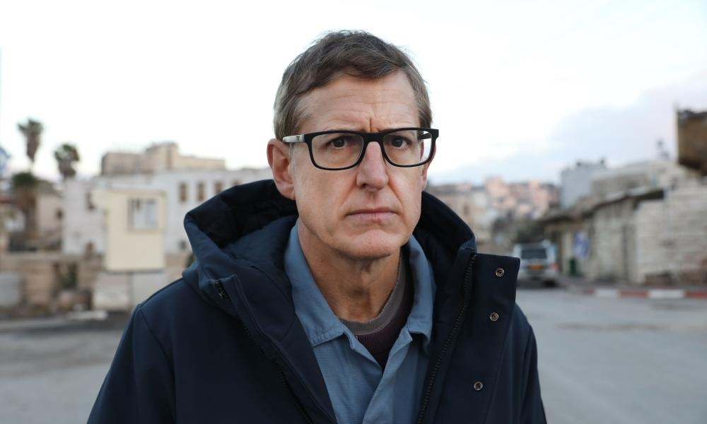 The Settlers review – this vital film forces Louis Theroux to do something he's never done before