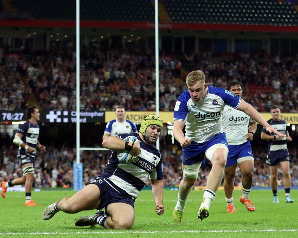 Bristol enjoy Cardiff takeover and boost playoff hopes with win over Bath
