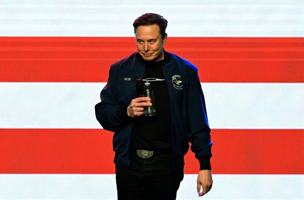 Musk's Doge gains access to federal payroll system despite staff warnings