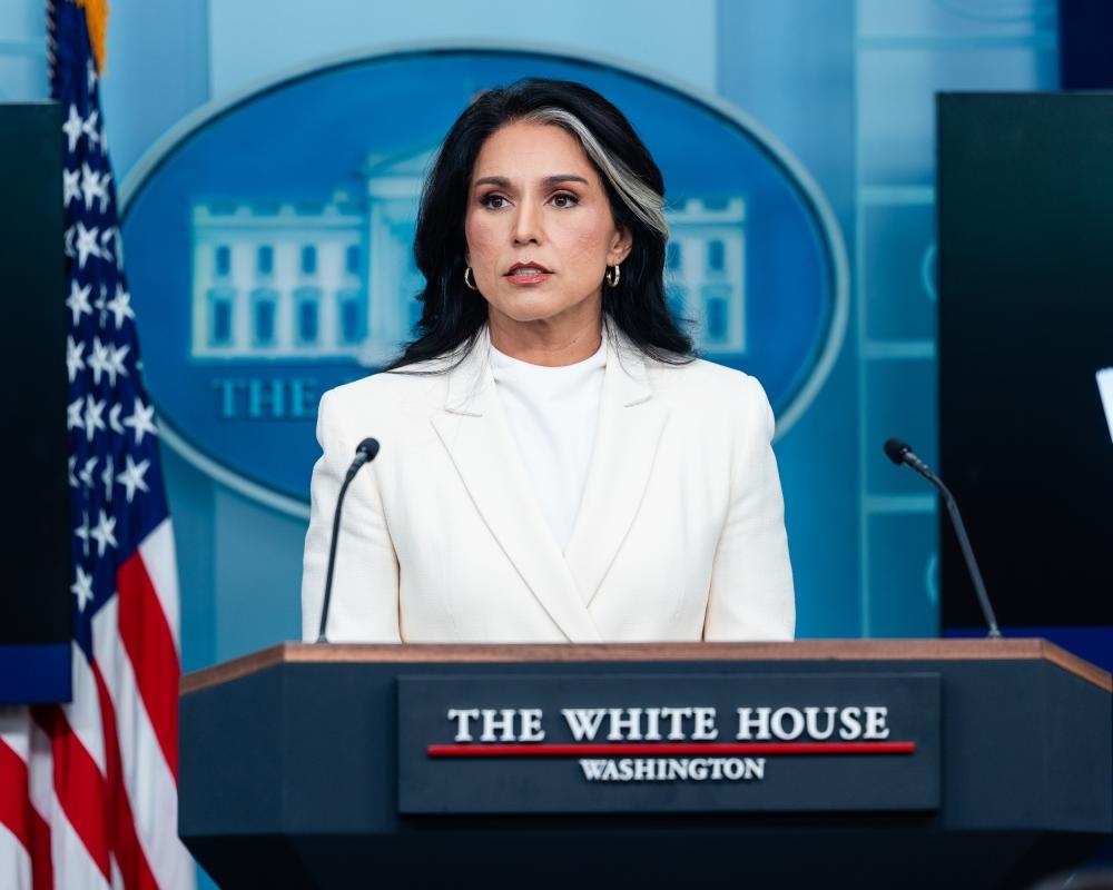 Ex-CIA agent hits back at Tulsi Gabbard after she accused Obama of ‘treasonous conspiracy' against Trump