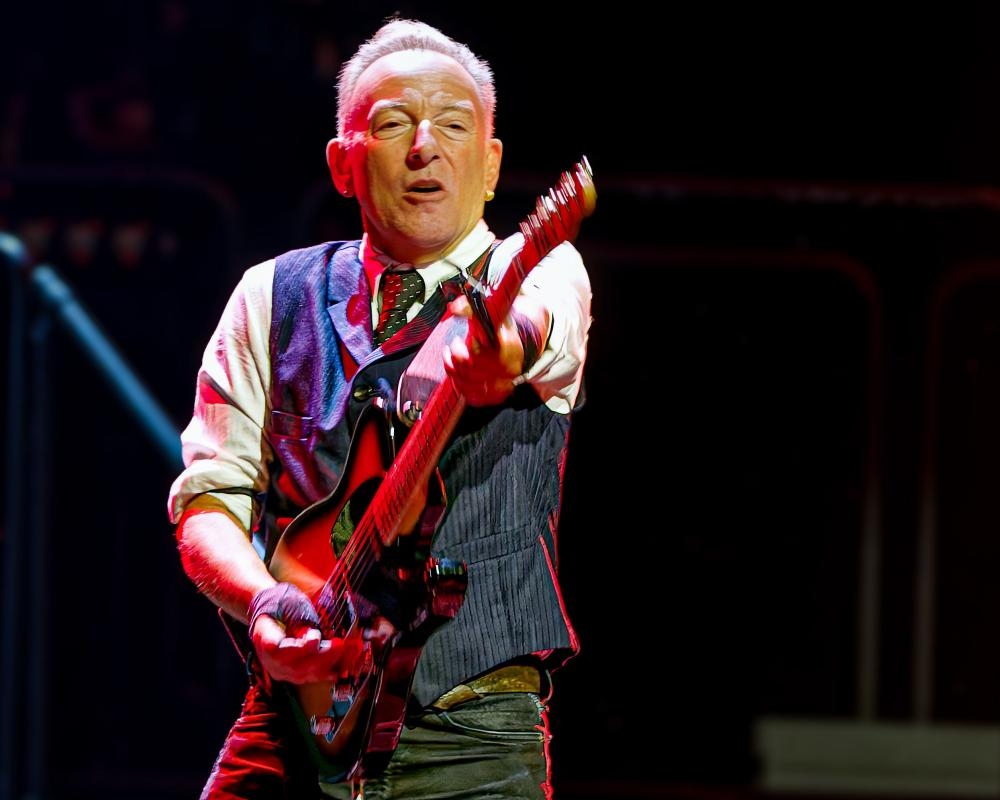 ‘So polarised': Bruce Springsteen's anti-Trump comments divide US fans