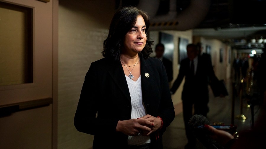 SALT deal elusive as moderates, hard-liners dig in