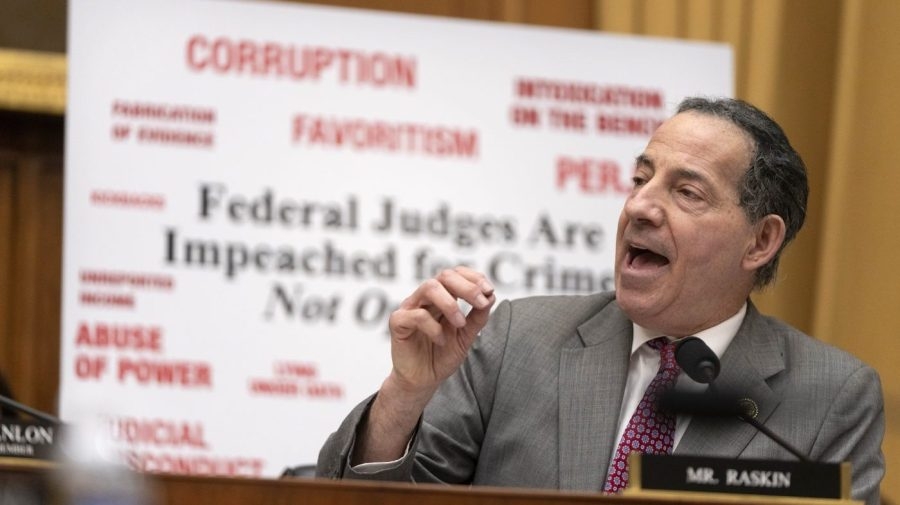 Raskin: Trump looking to ‘exact vengeance' on Harvard with foreign student block