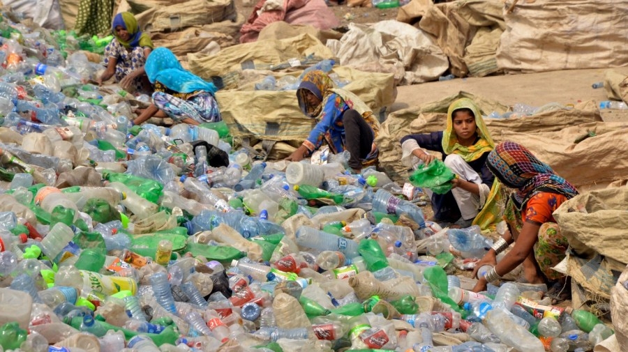 Opinion - Lee Zeldin should trash EPA's national recycling plan
