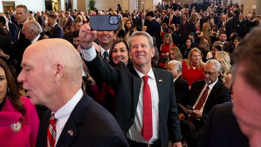 Kemp keeps Republicans on edge as he mulls Georgia Senate bid
