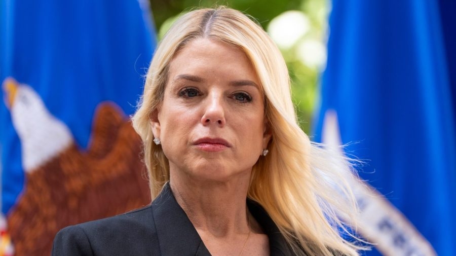 Watch: Bondi gives remarks as Kilmar Abrego Garcia set to return to US