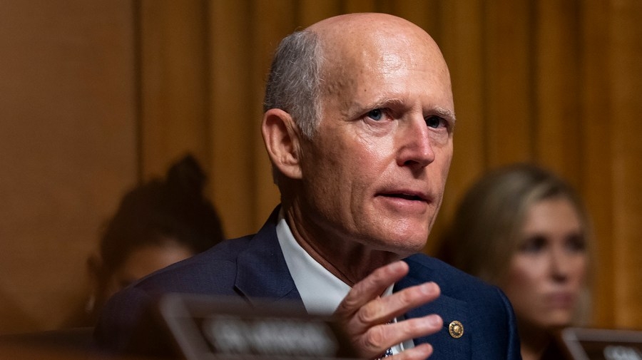GOP senator on Ocasio-Cortez: ‘Sure seemed like she's violating the law'