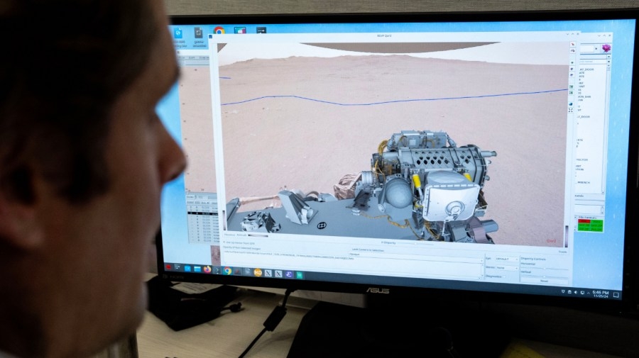 Opinion - Cuts to NASA's budget could derail America's Mars ambitions