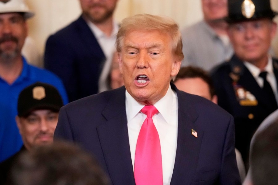 Opinion - With Iran, President Trump faces his neocon moment