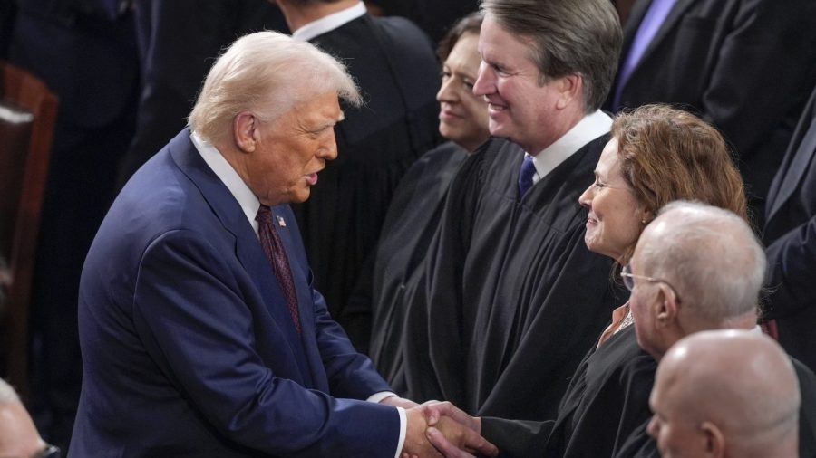 Opinion - Trump vs. the courts: A constitutional crisis approaches