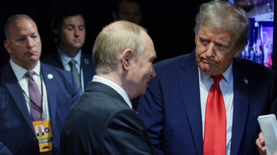 Behind the scenes of Trump's historic summit with Putin