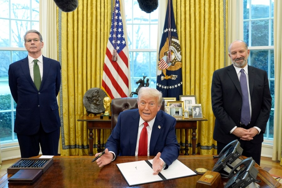 Judge won't halt Trump, Musk federal worker buyout program