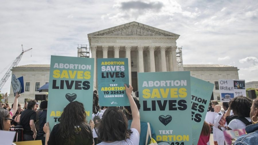 Trump administration rescinds emergency abortion guidance