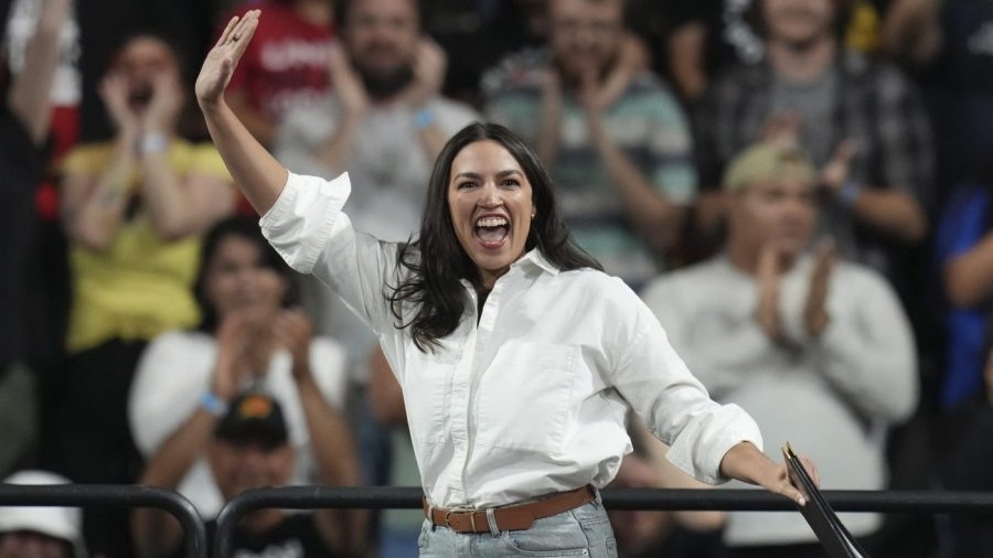 Opinion - Democrats are letting the far-left take them out of the running for 2028