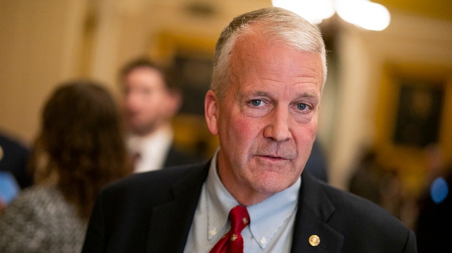 Senate Republicans' new SNAP proposal prompts concern for Alaska GOP