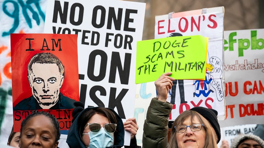 CFPB official details DOGE ‘chaos' in overtaking agency