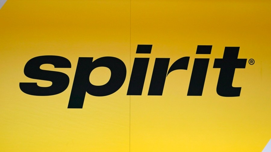 Bomb threat forces evacuation of Spirit Airlines flight