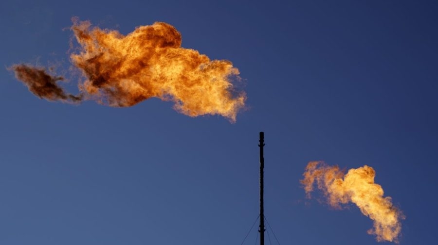 Trump blocks rule to implement methane fee for oil and gas companies